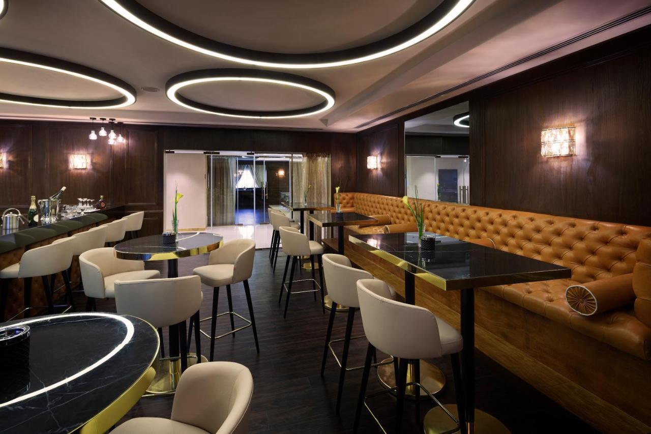 ออคซิเดนทัล อัลจัดดาฟ Hotel ดูไบ ภายนอก รูปภาพ Interior of the hotel