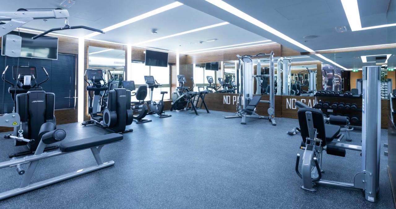 ออคซิเดนทัล อัลจัดดาฟ Hotel ดูไบ ภายนอก รูปภาพ No Pain No Gain